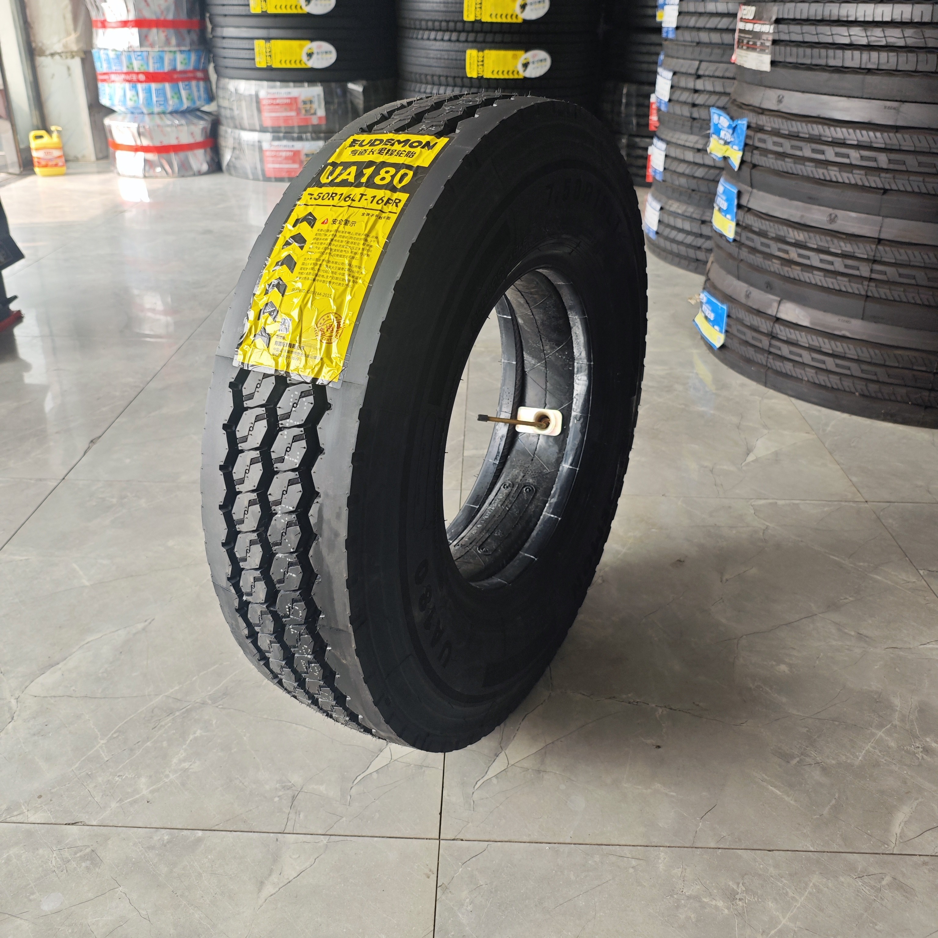 有道轮胎货车UA180750R1616层级加强型汽车车载货车轮胎汽车外胎