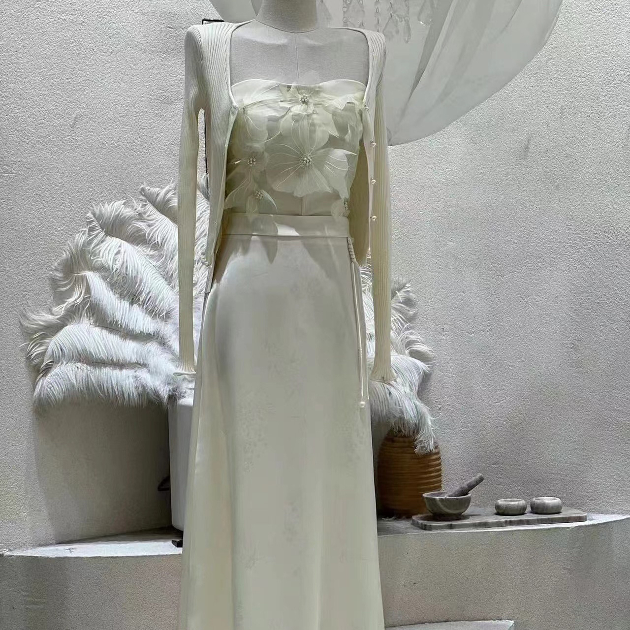 【允迪】（101-200）（1）直播间品类法式蕾丝边花朵女装气质蕾丝边上衣