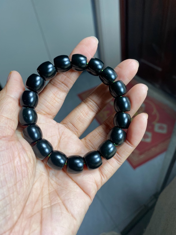 天然和田玉黑青卡12直切