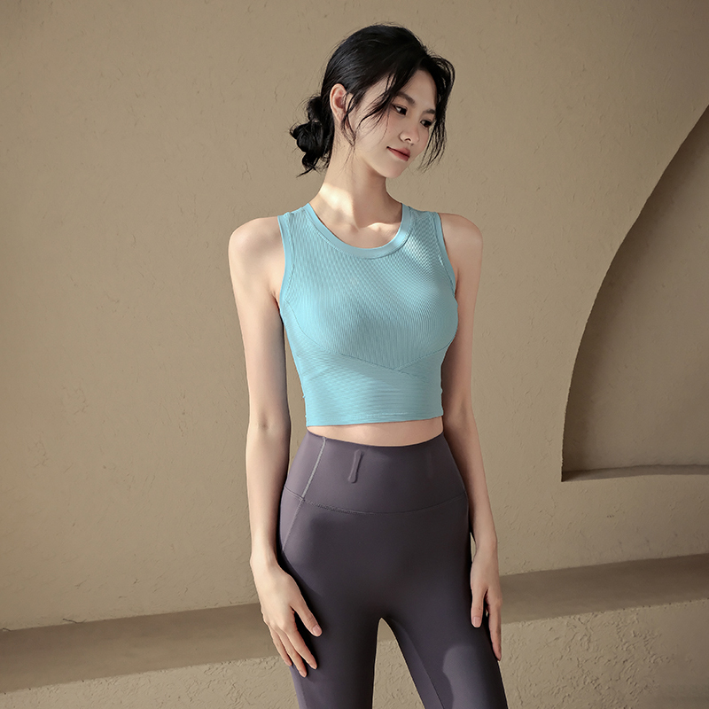 运动内衣女一体杯防震瑜伽服背心上衣外穿跑步专业训练健身文胸夏