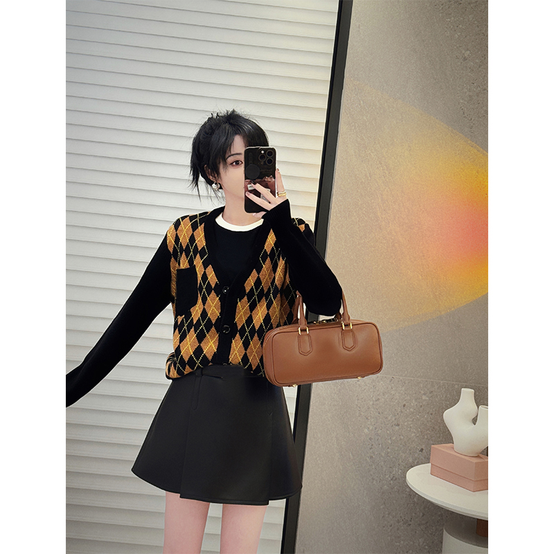 NAVST菱形格v领针织开衫NC240176ZK3JX+NC240112MJ3JX