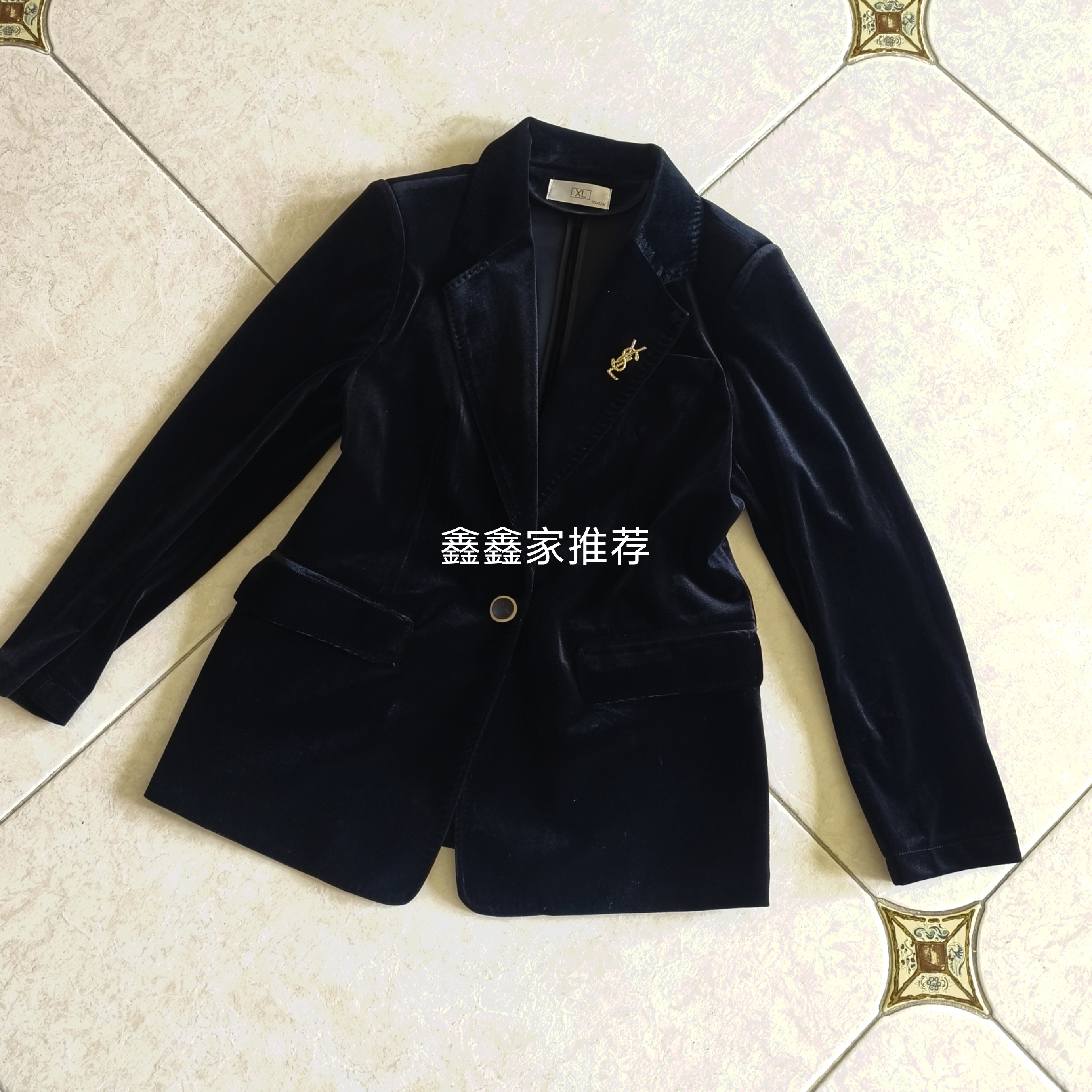 2024新款时尚遮肉气质减龄黑色潮流丝绒胖妹妹显瘦款西服