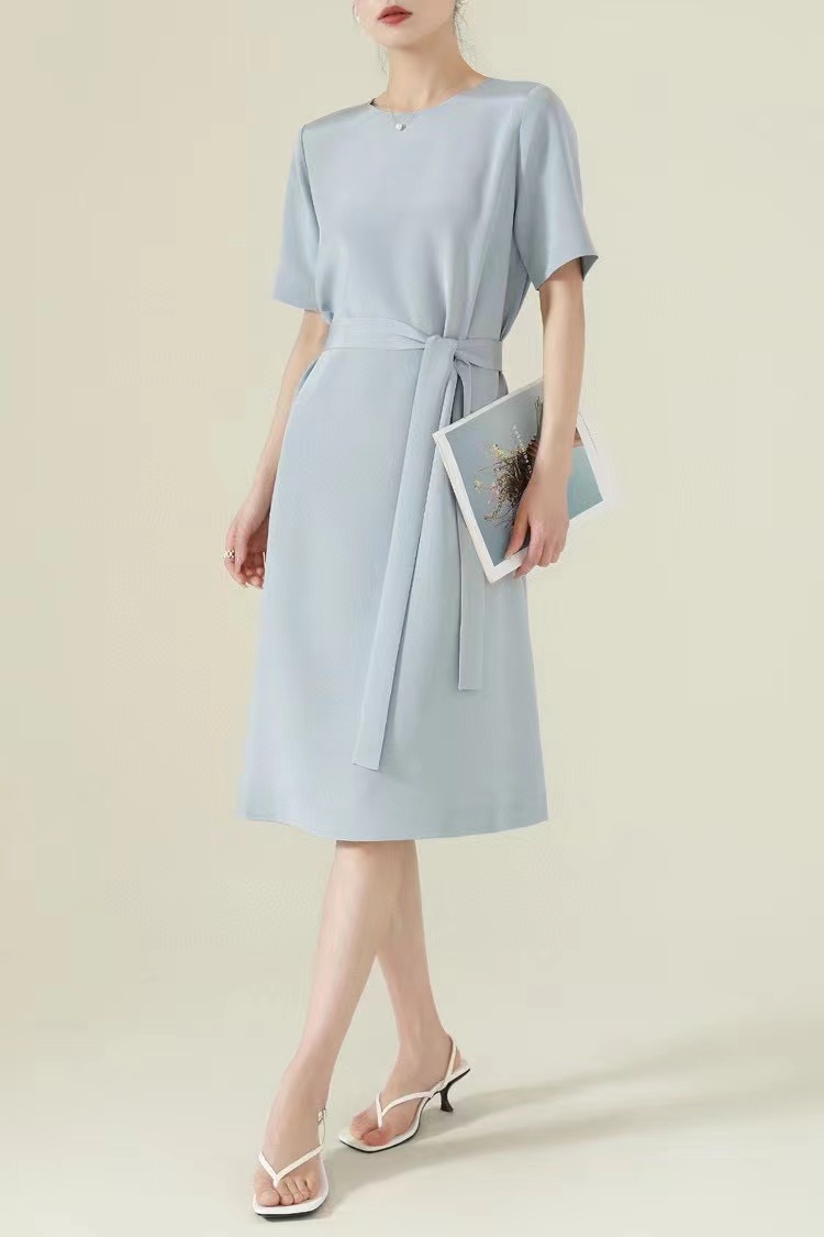 夏款连衣裙女装连衣裙裙子气质长裙时尚绿色夏季简约收腰优雅