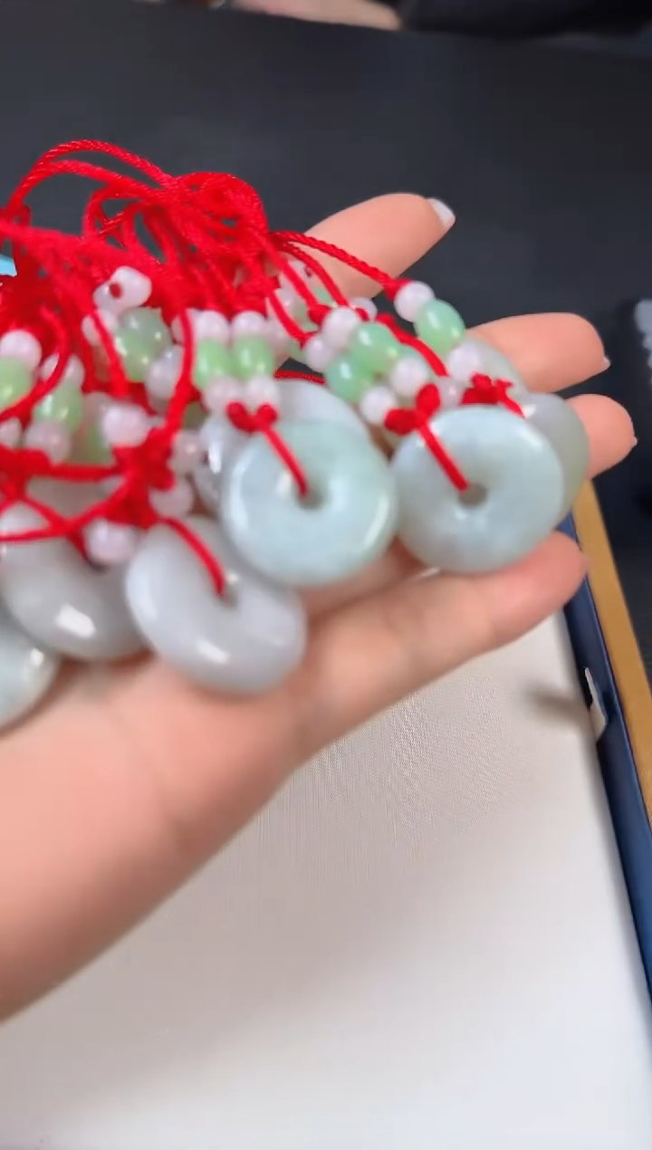 【闪购商品】翡翠吊坠未镶嵌多样性只发一件