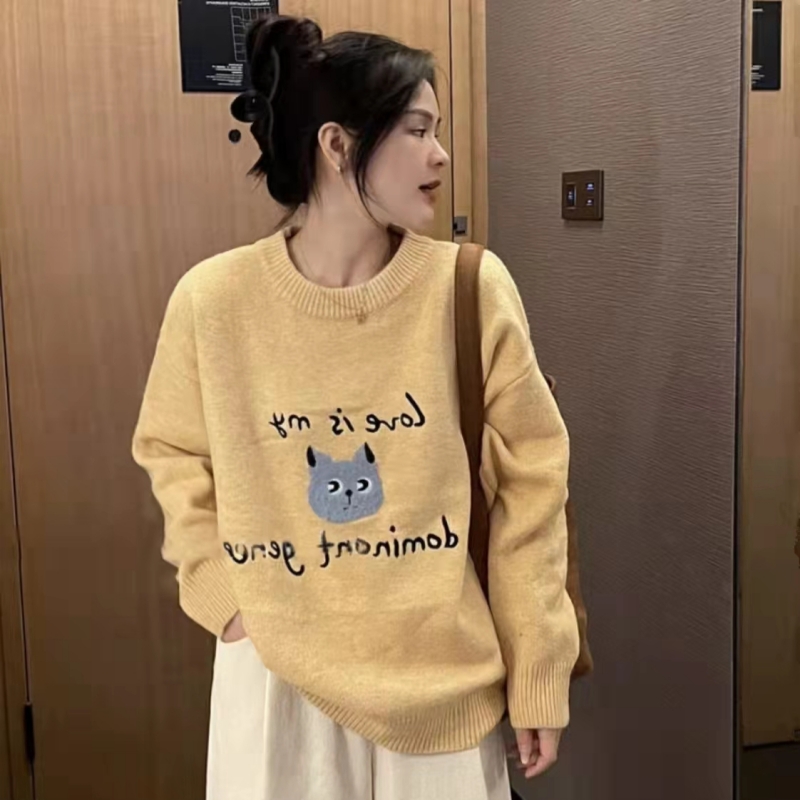 秋冬孕妇装时尚猫咪日记刺绣套头孕妇毛衣宽松加厚百搭针织衫上衣