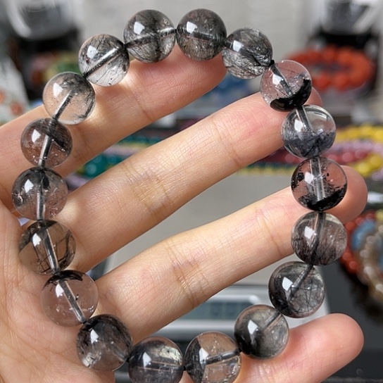 水晶手链未镶嵌矿坑