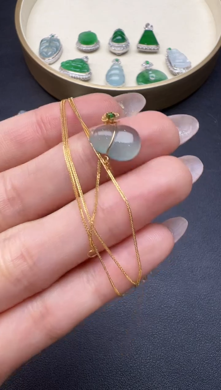 【闪购商品】翡翠套链18K金镶嵌124葫芦套链