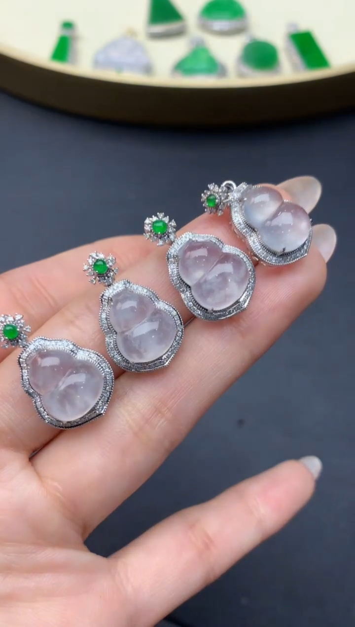 【闪购商品】翡翠吊坠(不含链)18K金镶嵌43葫芦 多样性发其一