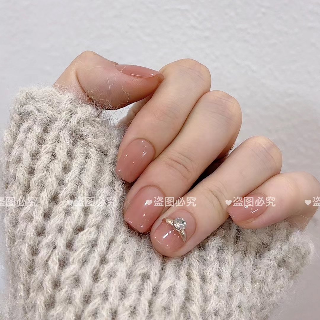 【莞莞】裸色系美甲带钻 简约牢固穿戴甲