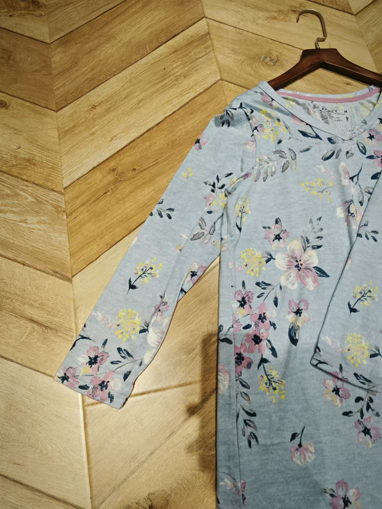 柔软舒服保暖家居服超