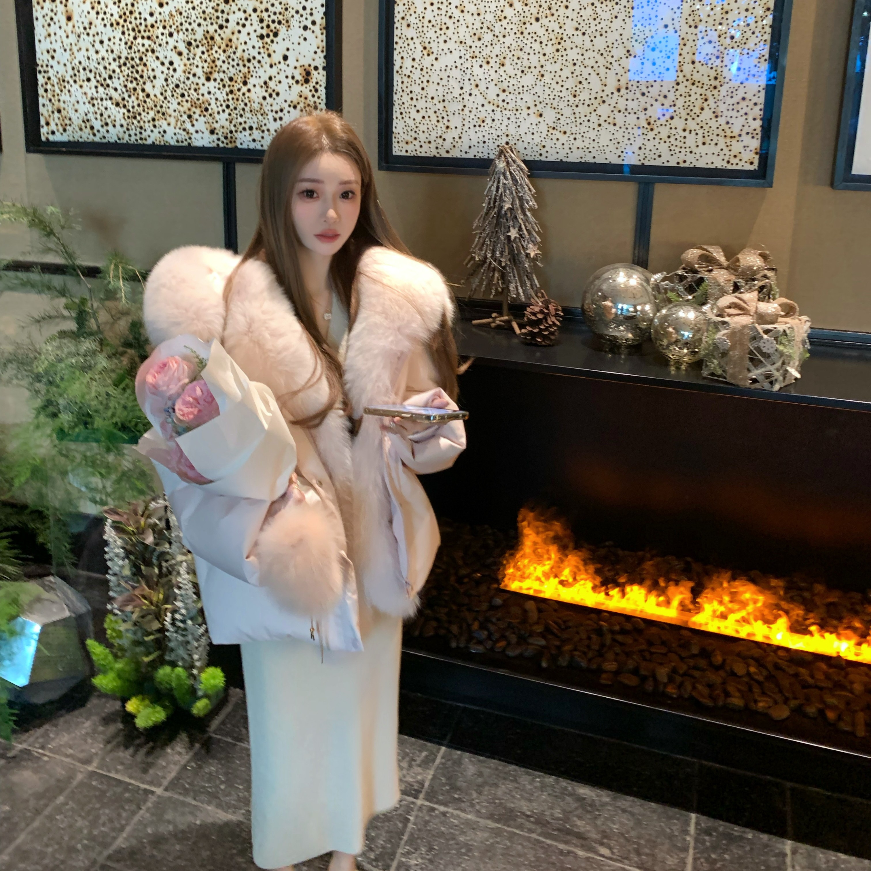 COOLLINE林子熙 甜甜妹宝～本期b入！神仙粉色大狐狸毛领羽绒服