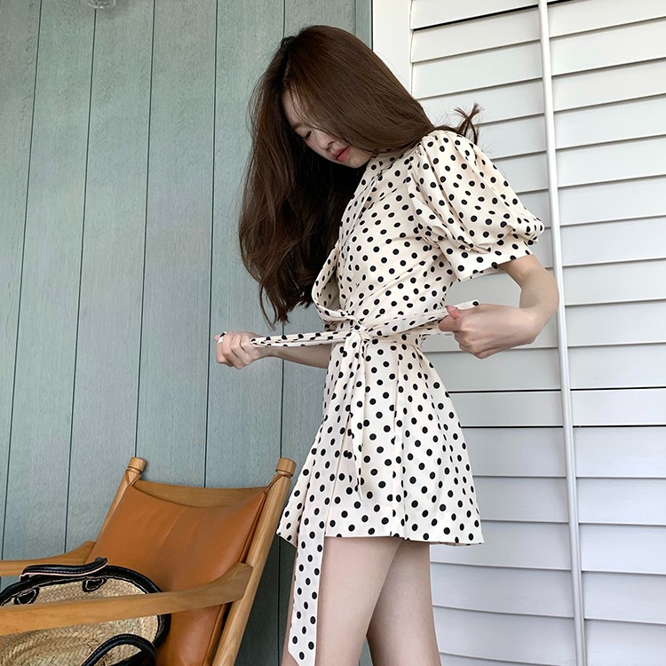 【Q】林子熙 安妮日记法式波点连衣裙女夏泡泡袖上衣半裙套