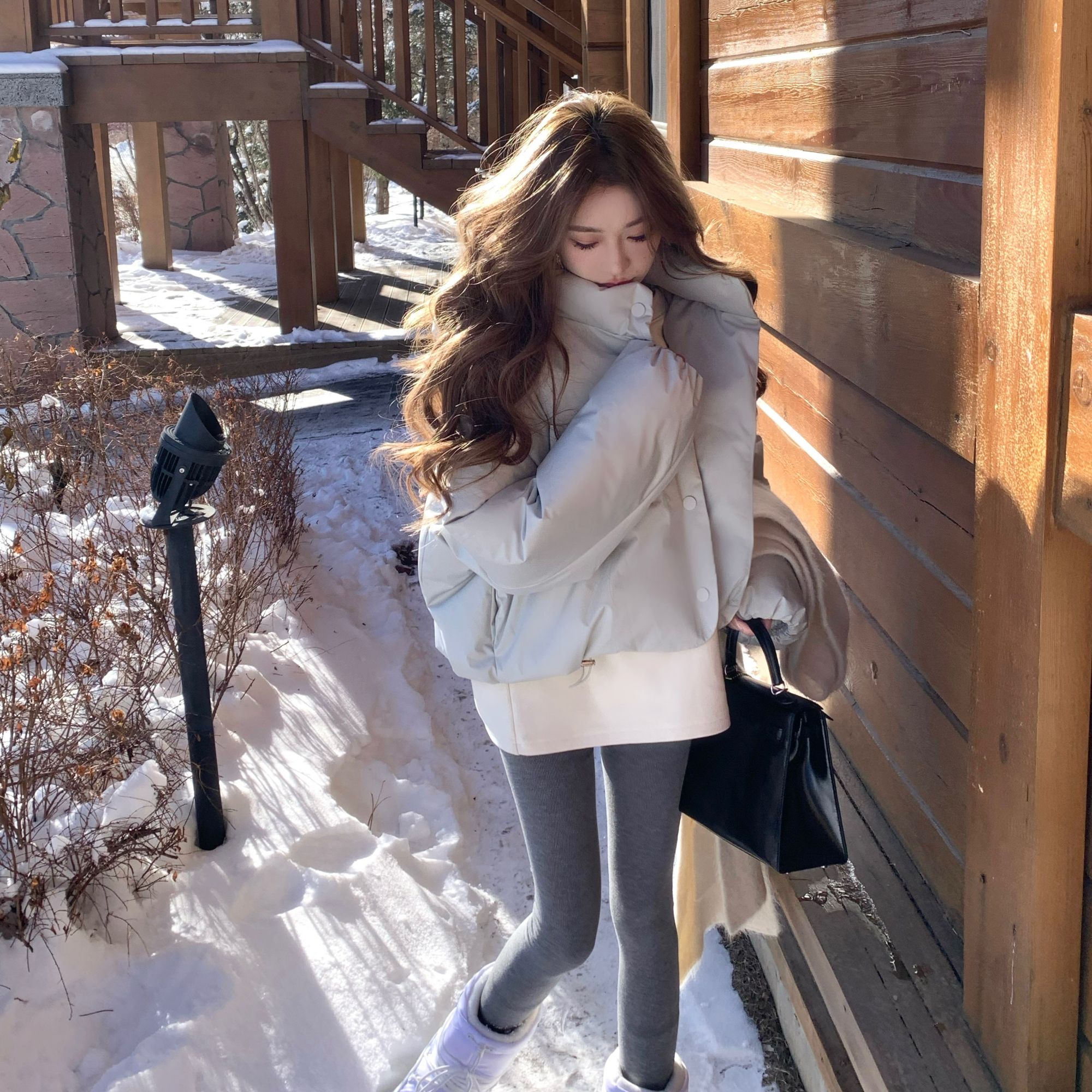 F   林子熙 冰岛恋人 冲锋三防90白鸭绒羽绒服女短款外套冬季