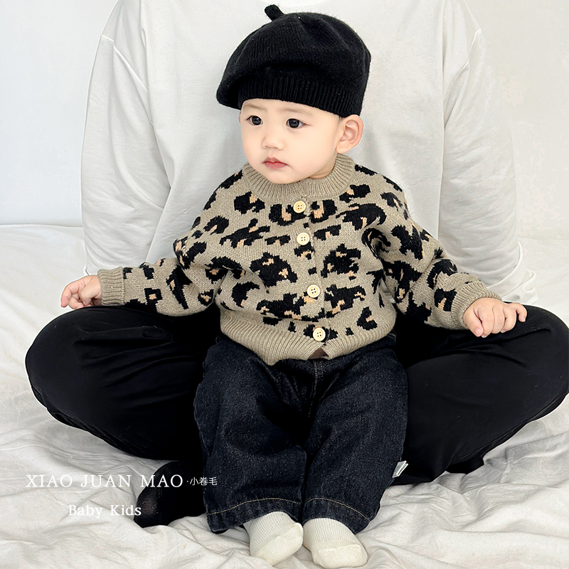 T24D158初冬款男女宝宝豹纹毛衣开衫外套长袖外穿服时尚洋气款