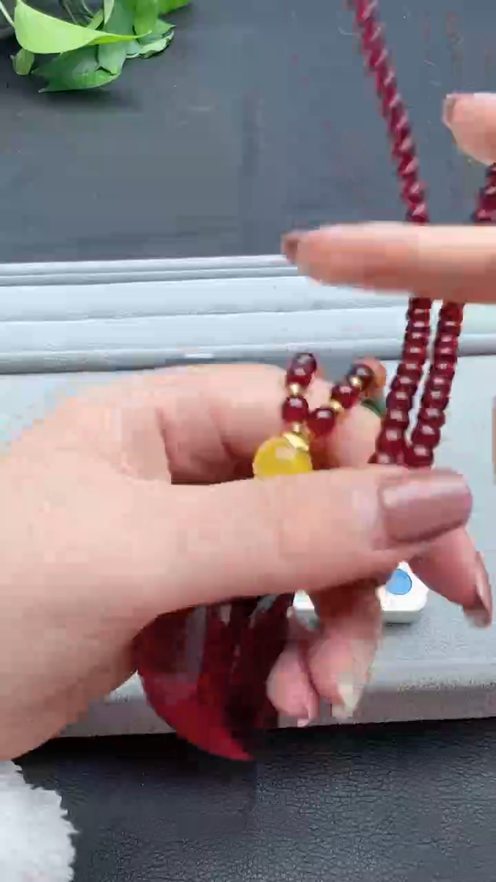 【闪购商品】琥珀颈饰未镶嵌049