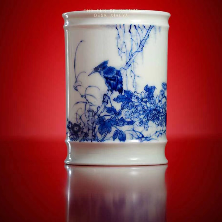 景德镇三和铭窑高温烧制纯手工纯手绘高档釉下青花秋菊单翠图笔筒