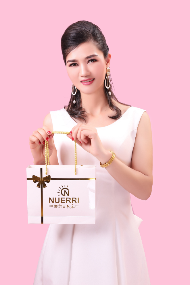 女士女生闺蜜便携式便捷养护暖宫植物精华素努尔日雪莲私密养护垫