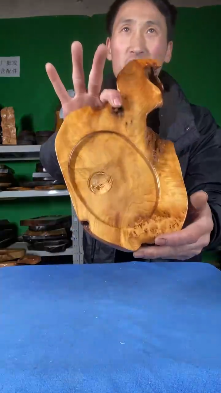 【闪购商品】香杉木根雕小楠工艺截图为准