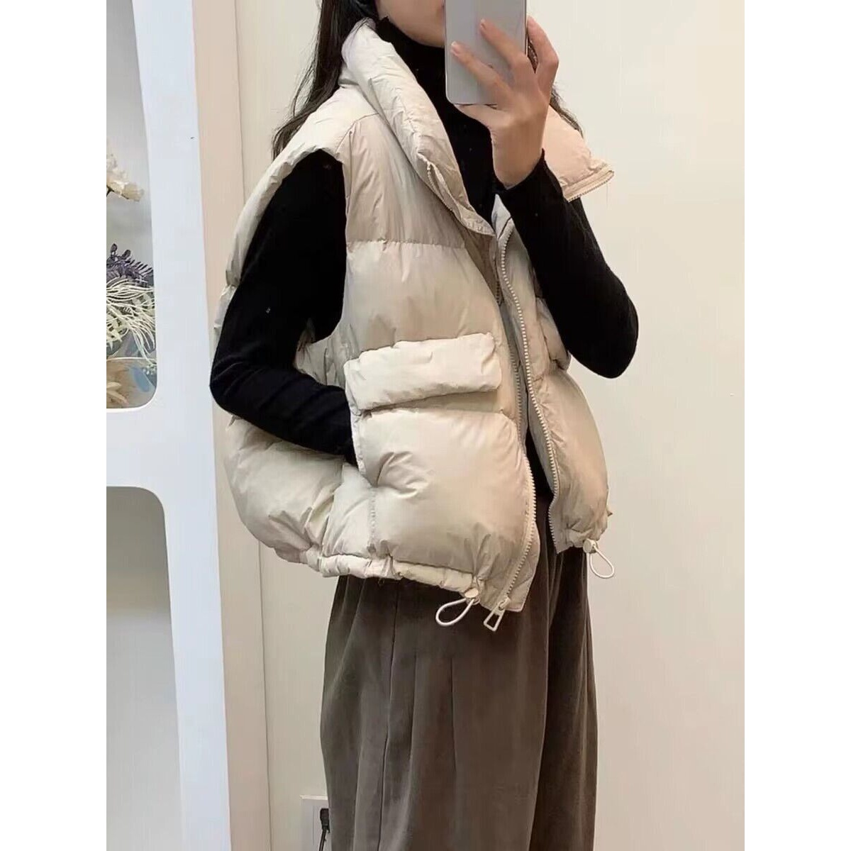 雪中飞白鸭绒立领羽绒马甲外套女外穿2023秋冬新款欧货短款
