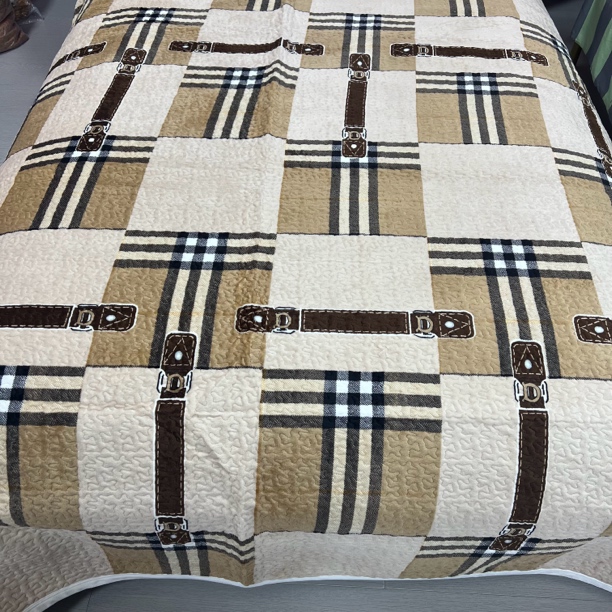 AB床盖 【多花形可选】 2×2.2（±5cm）宝宝绒，自由针绗缝工艺，4斤多