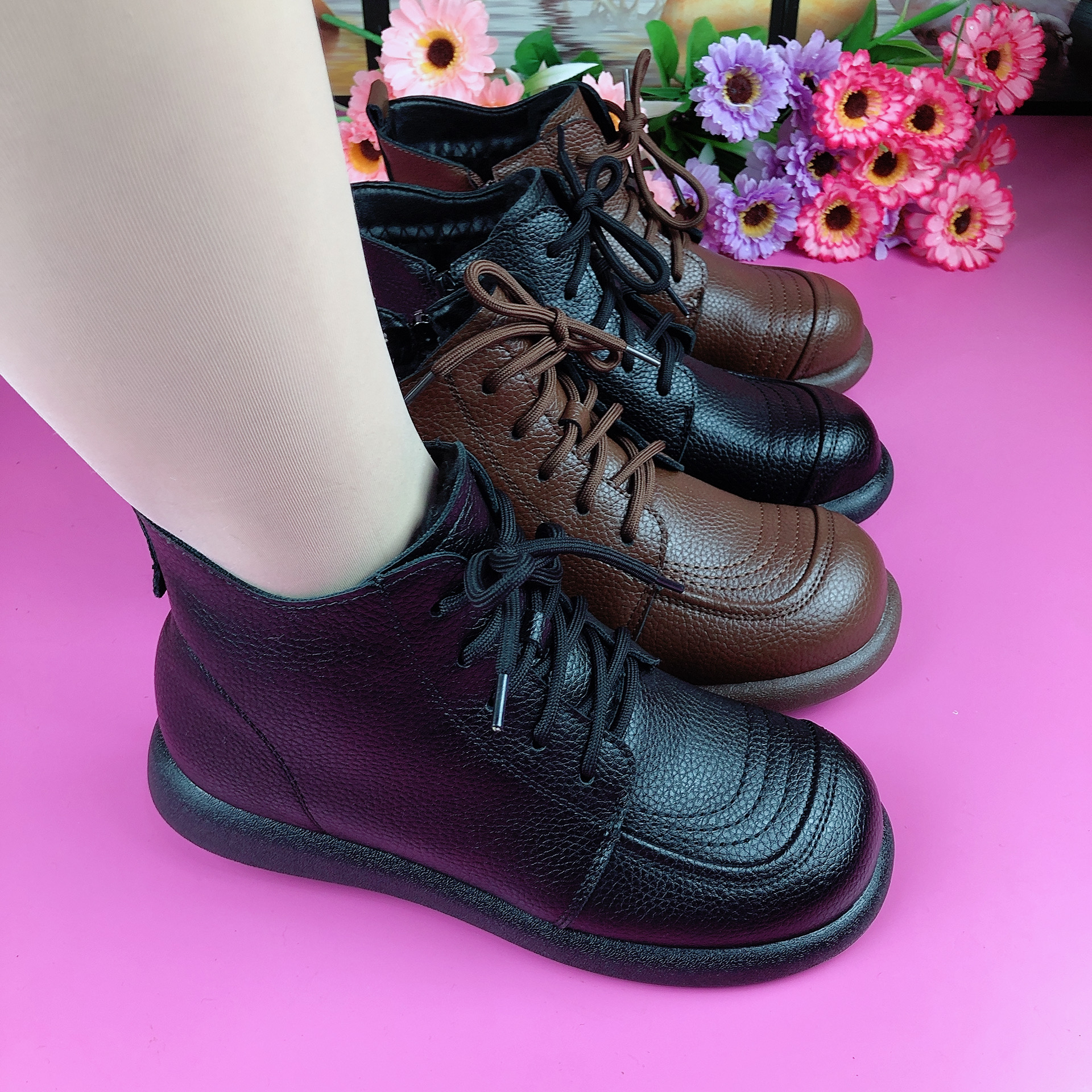 【新款热卖】秋冬中老年休闲短靴时尚平底妈妈鞋防滑软底女士靴子