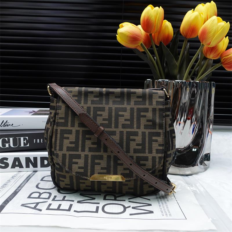 95新 FENDI/芬迪 单肩包/T_ZY0000405117