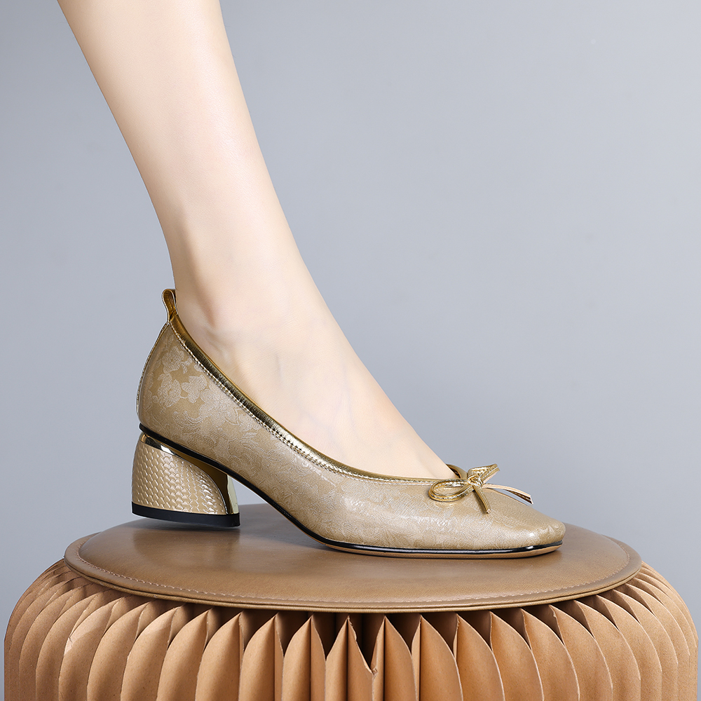 2024年新款法式中国风优雅单鞋女百搭气质配裙子女鞋简约粗跟0095
