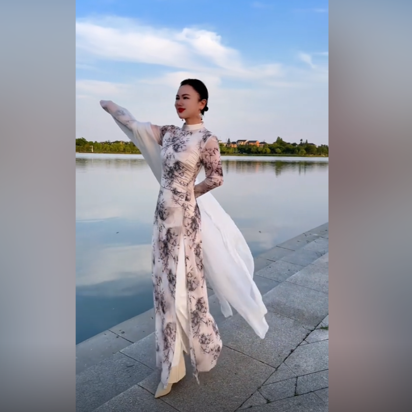 竹报平安-复古长款国风连衣裙。（单件连衣裙不包含丝巾）