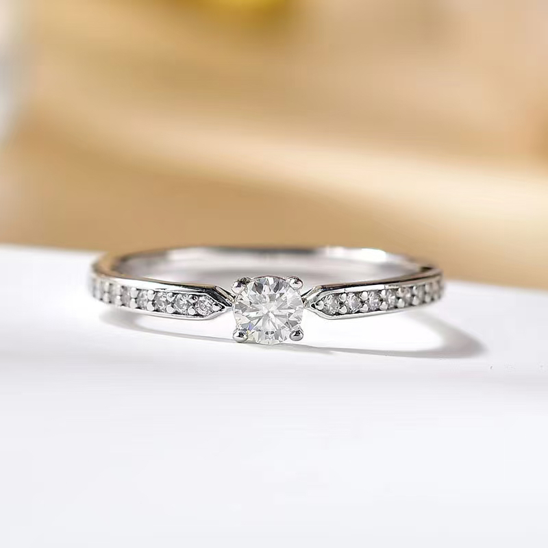 925银莫桑石银制品 [小米粒]0.5-5克拉结婚奢华经典订婚女戒简约