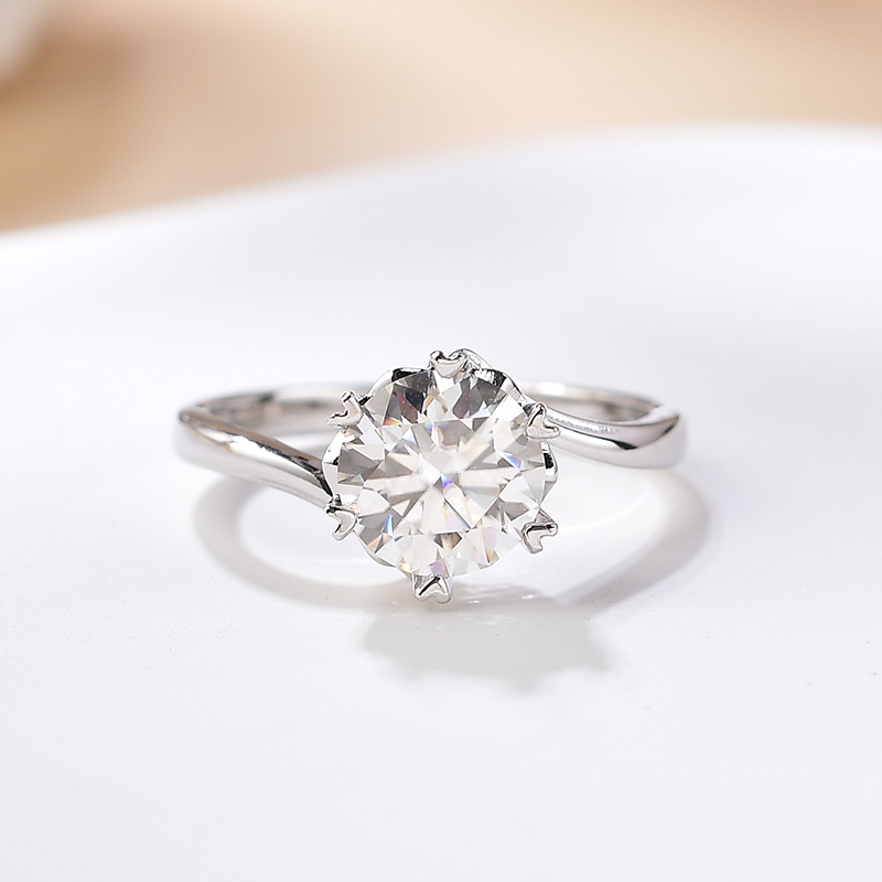 925银莫桑石银制品 [扭臂雪花]0.5-2克拉结婚奢华经典订婚女戒