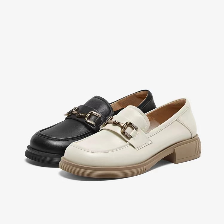 2024春新款百搭时尚简约休闲鞋