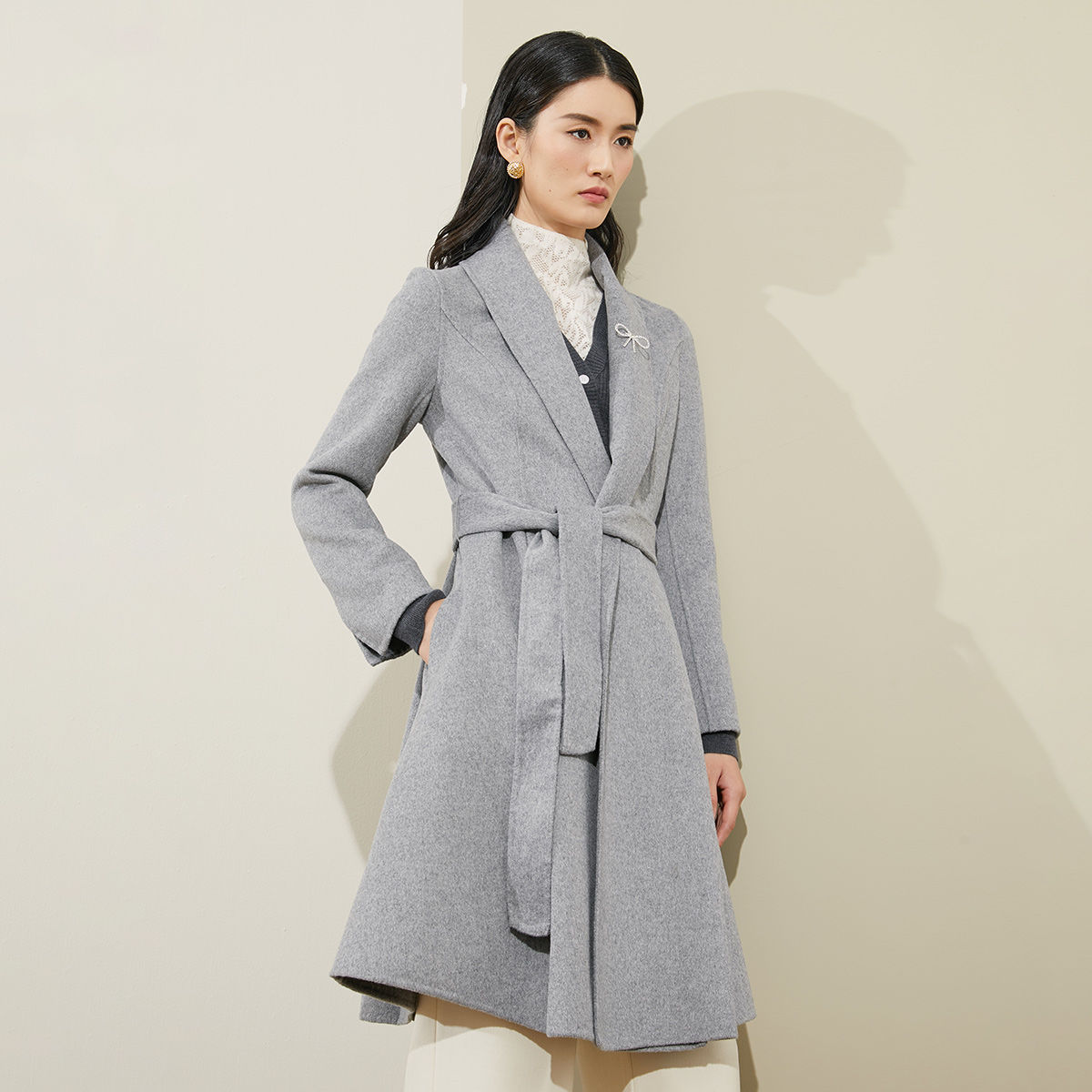 茵曼高级感100%羊毛大衣女2024冬季新款赫本风小个子加厚毛呢外套