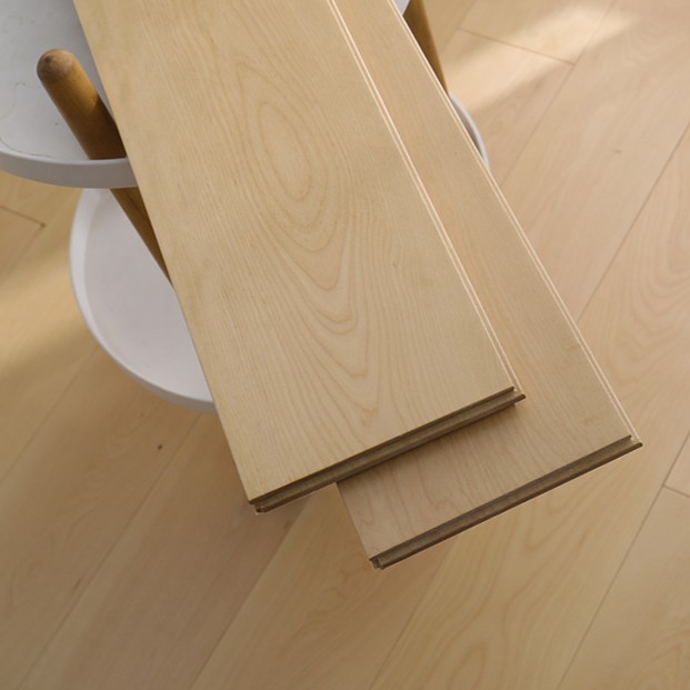 32  白枫木纯实木地板