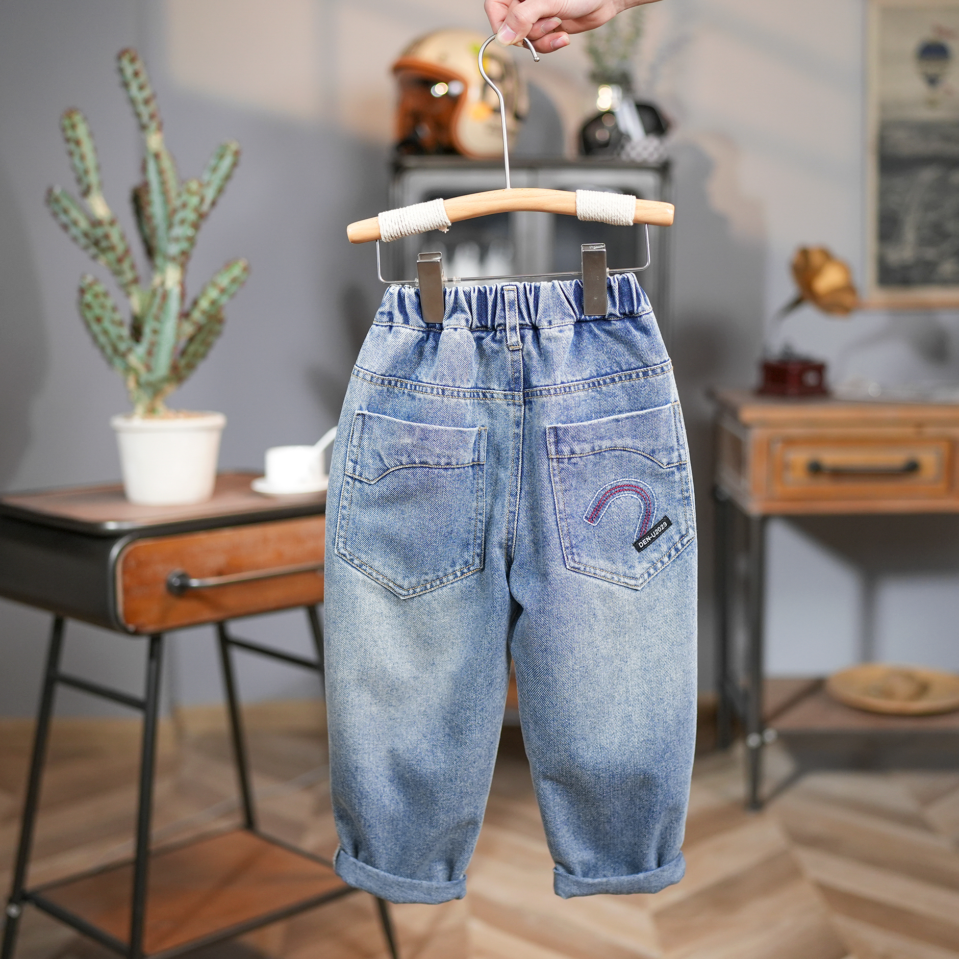 2025春秋款韩版中大男童薄款薄新款男童牛仔裤子潮窄版老爹裤5175