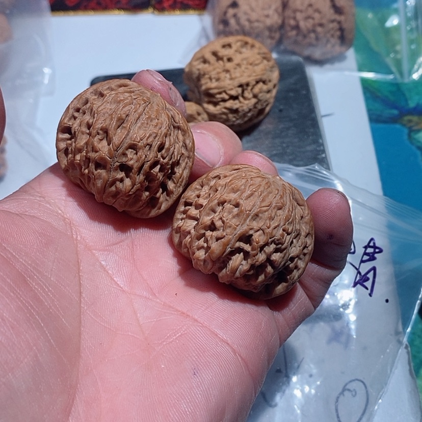 【闪购商品】文玩核桃吊坠帅***祖