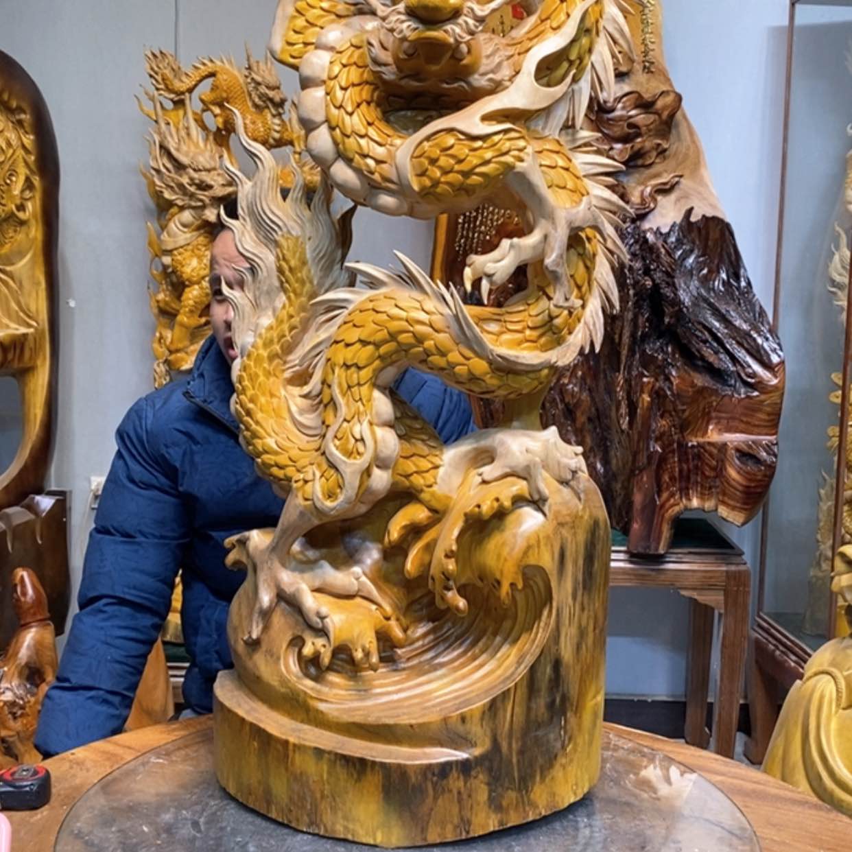 【闪购商品】樟木根雕无*为