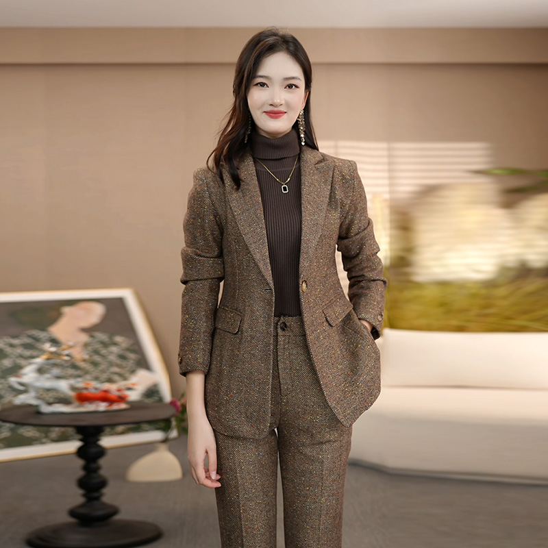 咖色西装套装女秋2024新款通勤显瘦时尚女装休闲气质修身女神套装