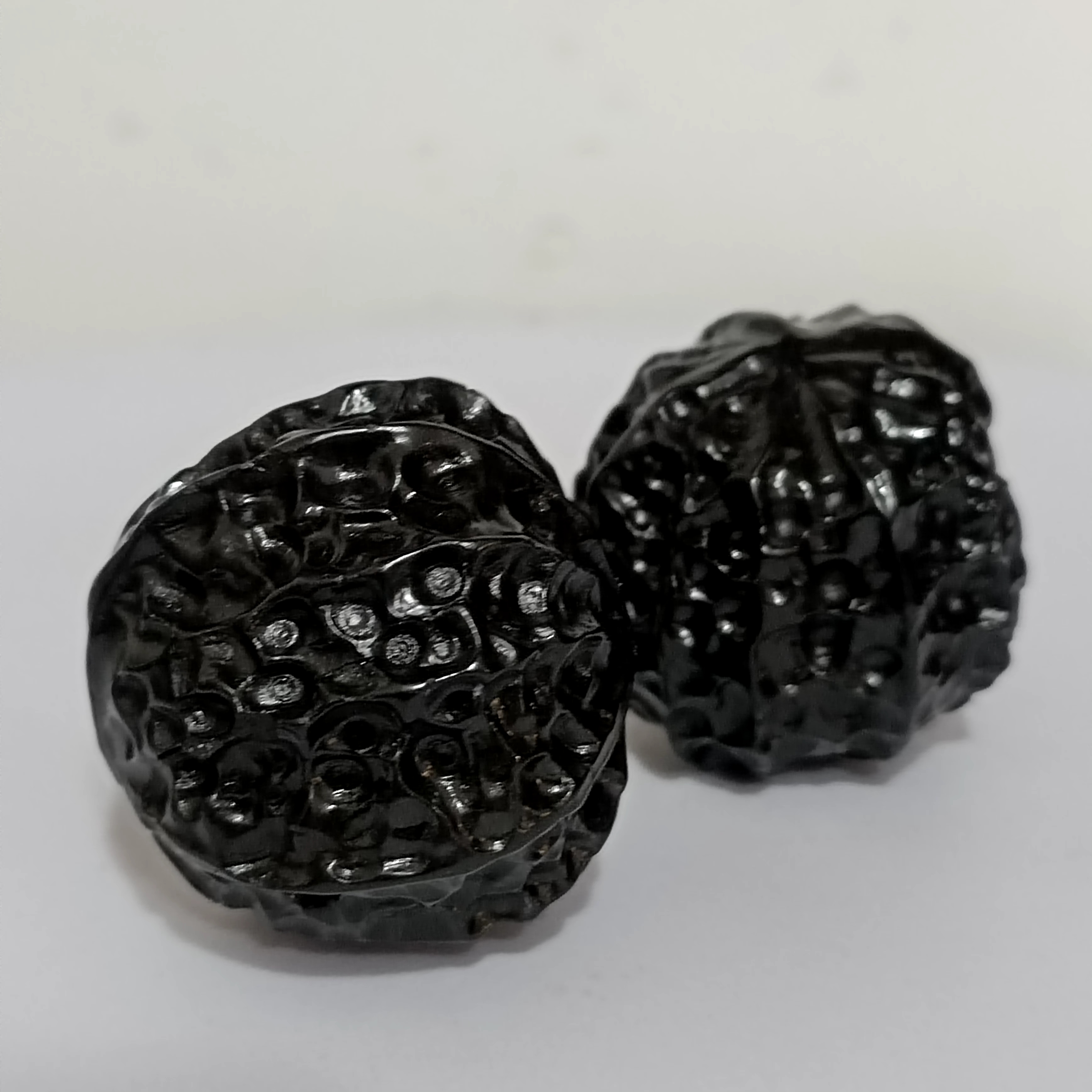 渭河黑乌金手把玩