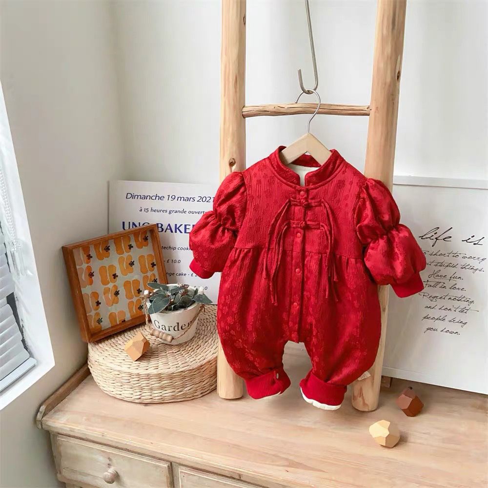 新款满月婴儿秋冬款女宝宝公主连体衣加厚加绒百天周岁中国风爬服