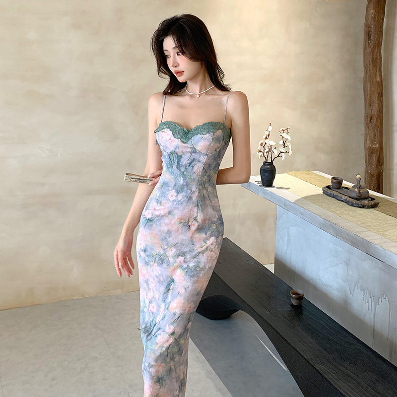 2024夏季新款莫奈花园新中式收腰显白蕾丝胸杯碎花吊带连衣裙女  