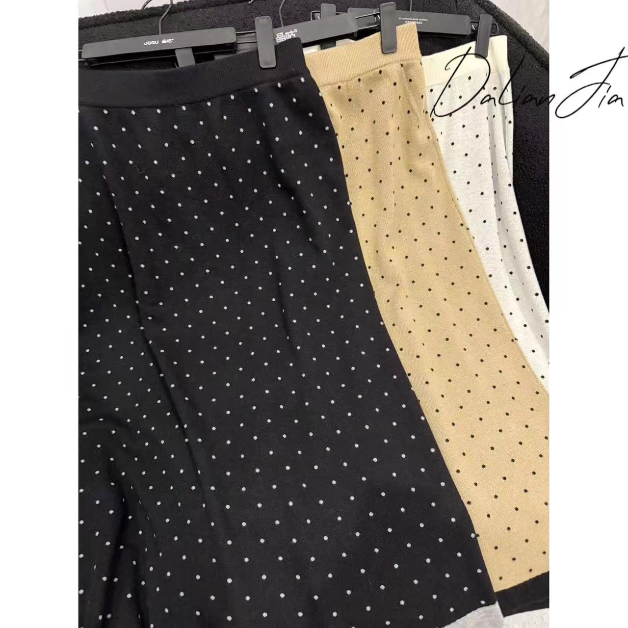 晶咕【波点元素家】波点设计A字松紧腰半身裙显瘦高腰休闲时尚