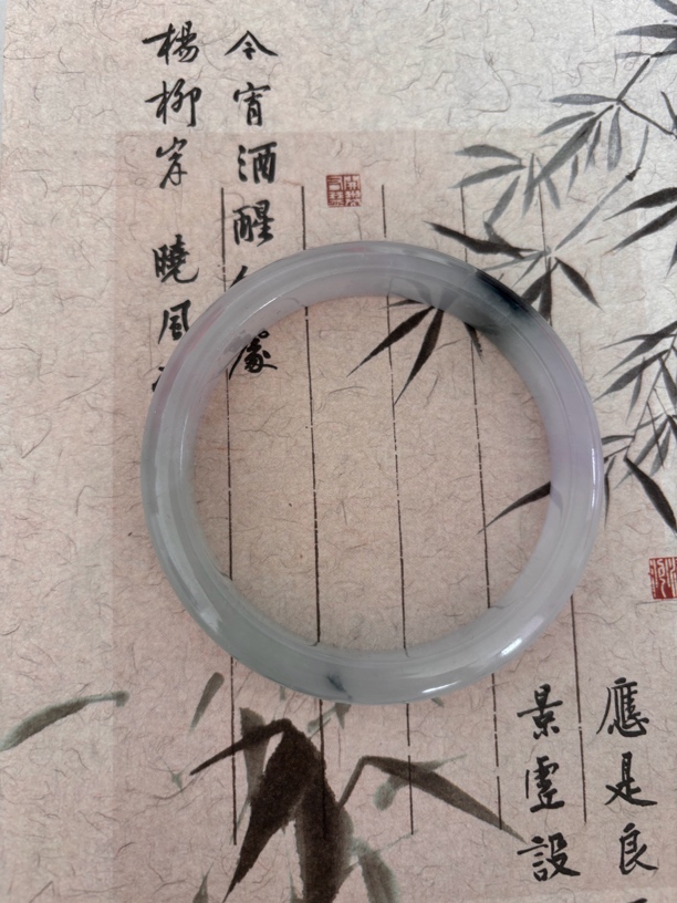 X343缅甸冰透飘花翡翠手镯