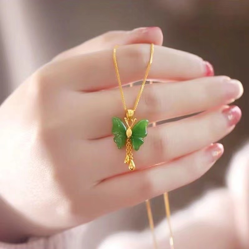 钛钢项链 蝴蝶绿色可调节项链气质轻奢百搭古法时尚精致蝴蝶项链