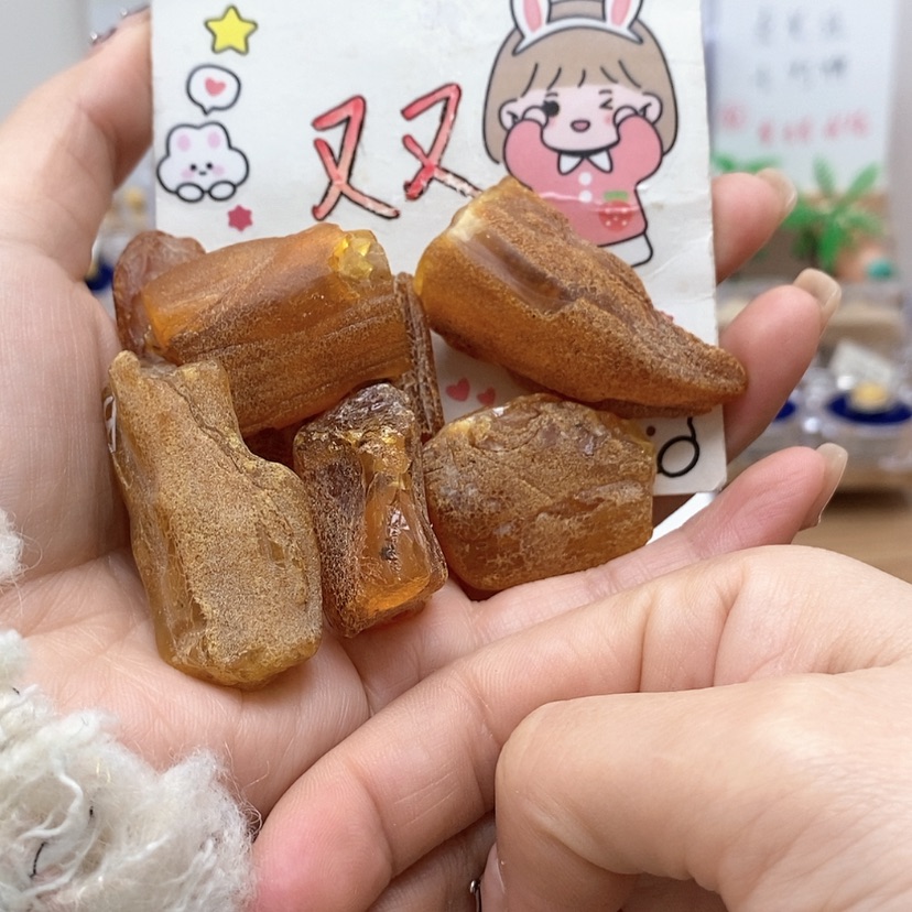 【闪购商品】定制琥珀未镶嵌王*