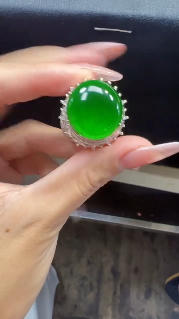 【闪购商品】定制翡翠未镶嵌蛋面1