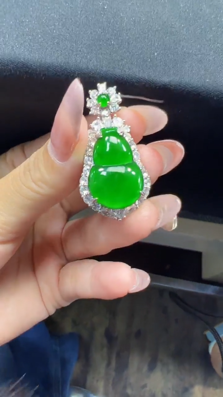 【闪购商品】定制翡翠未镶嵌吊坠1