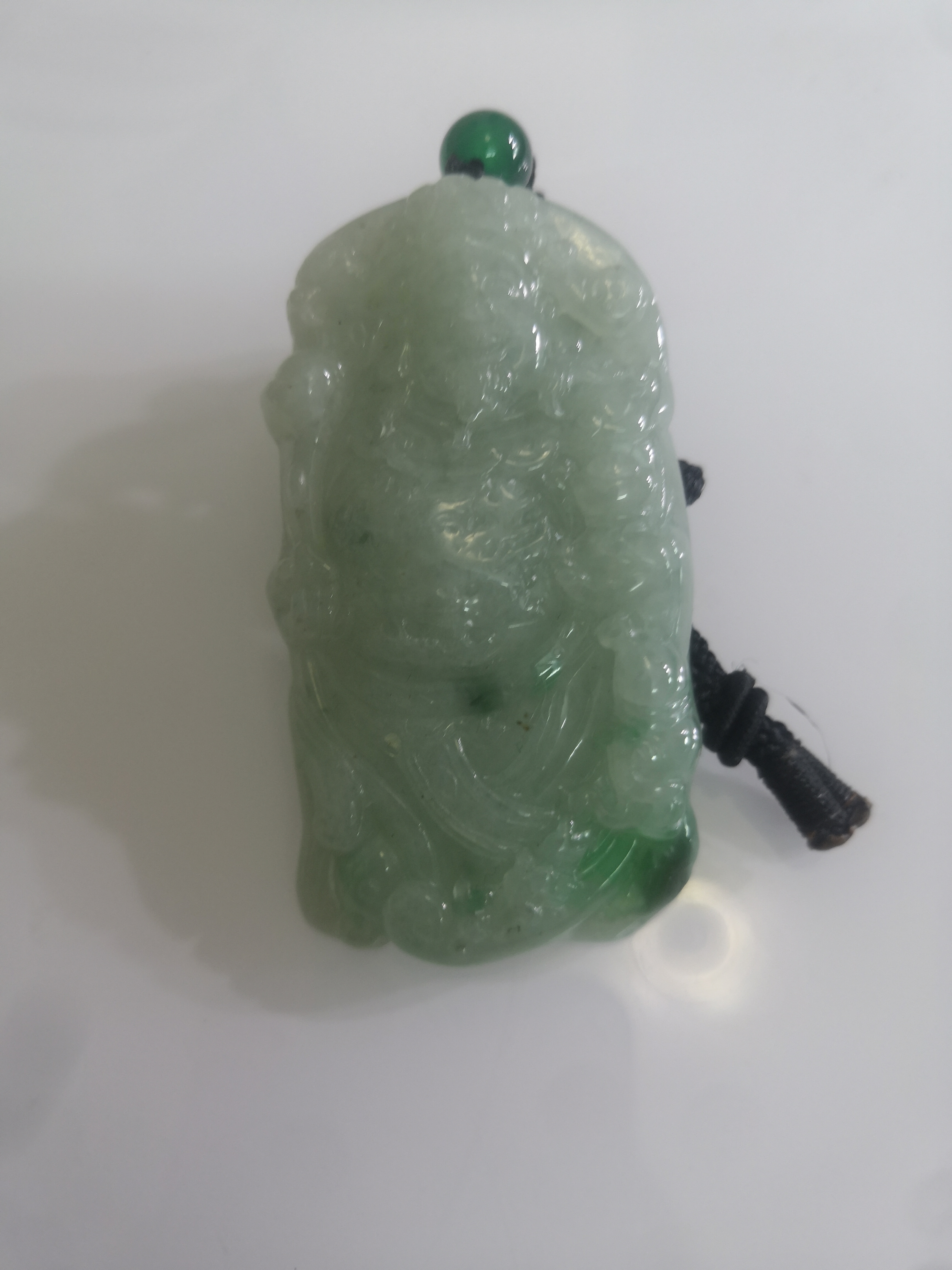 天然翡翠A货飘阳绿财爷人物吊坠一件