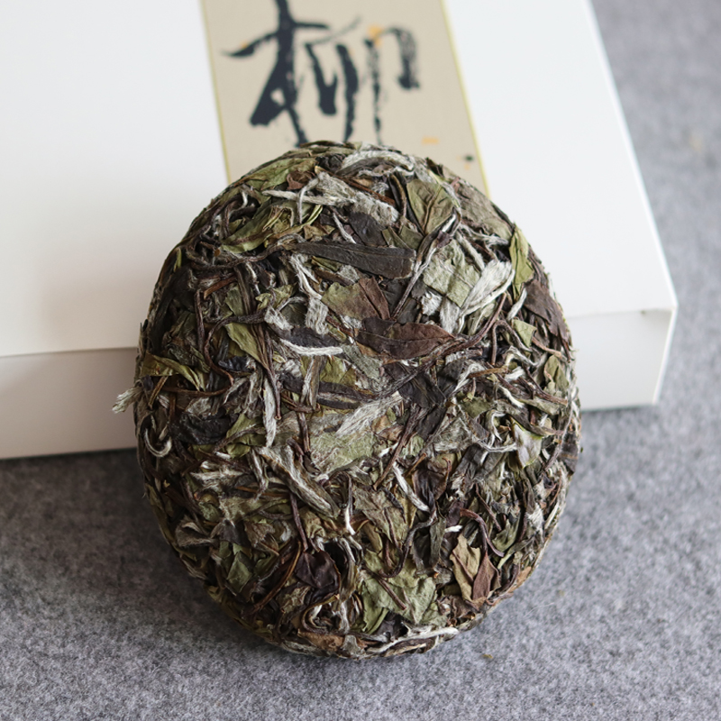 福鼎白茶　2021年白牡丹饼茶100克