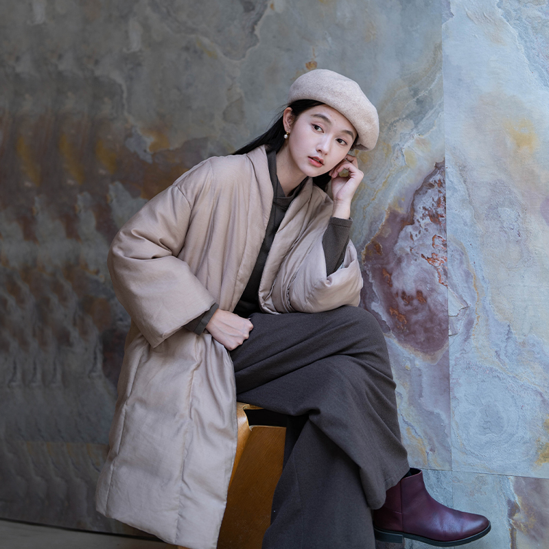 言作秋冬新品光泽天丝95白鸭绒保暖加厚中长羽绒服女 叙一叙旧 二