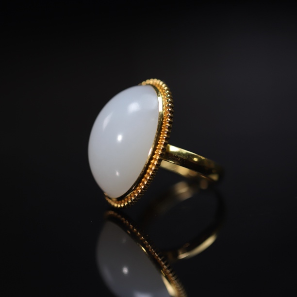 新疆和田玉18K金竹钉纹椭圆蛋面戒指简约时尚经典复古精致椭圆戒